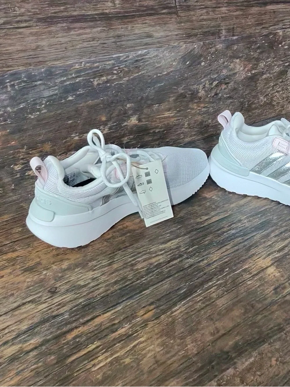 adidas lightweight athletic